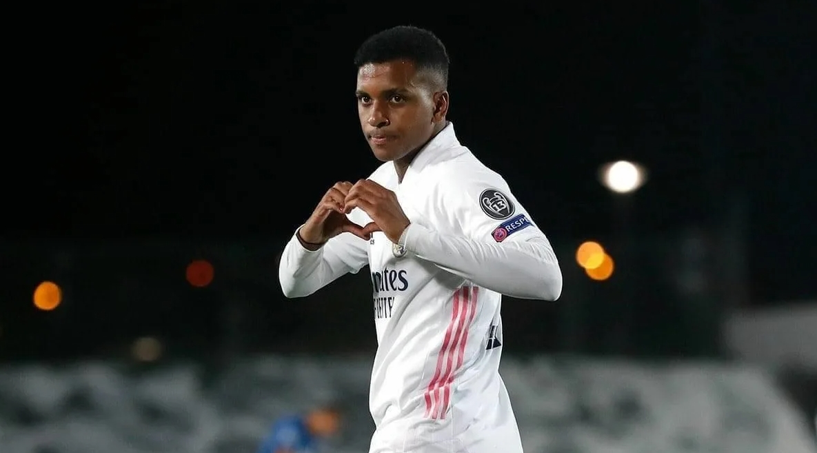 Mbappe və Vinisius Rodriqonu Real Madriddə qalmağa inandırdı İki lider transfer qərarını necə dəyişdi